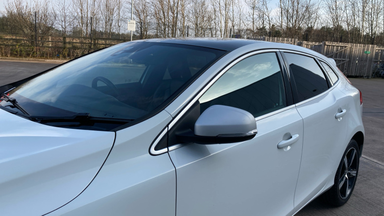 Volvo V40 D4 [190] R DESIGN Pro 5dr Geartronic Diesel Hatchback